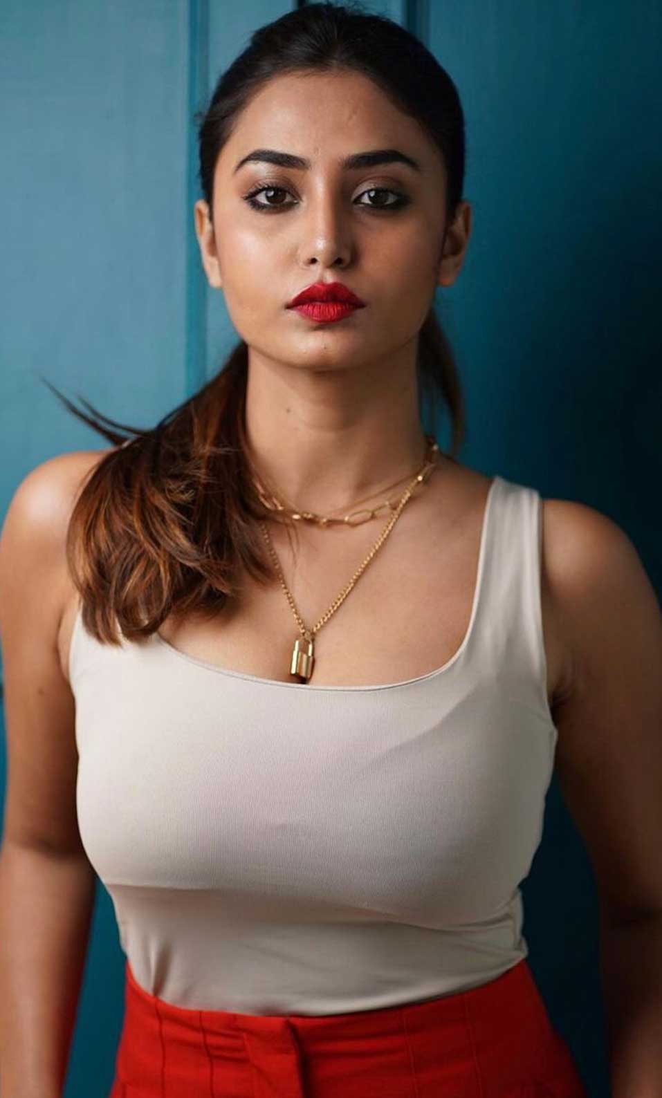 Bindu Noida Escort